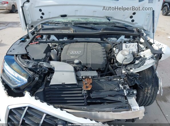 WA1AAAFY1M2086377 2021 AUDI Q5 White უკანა ხედი