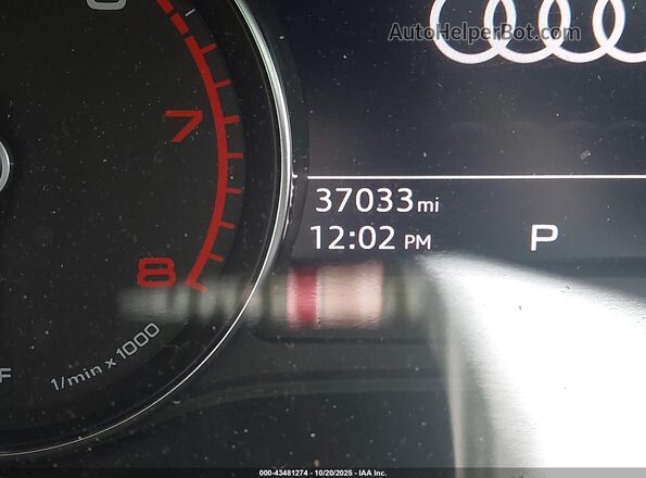 WA1AAAFY5M2094028 2021 AUDI Q5 White Vista de los asientos traseros