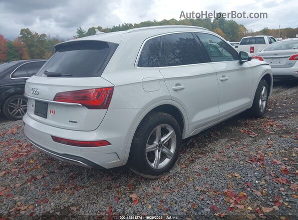 WA1AAAFY5M2094028 2021 AUDI Q5 White Trasero derecho
