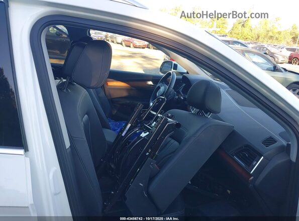 WA1AAAFY6M2004479 2021 AUDI Q5 White Вид салону спереду