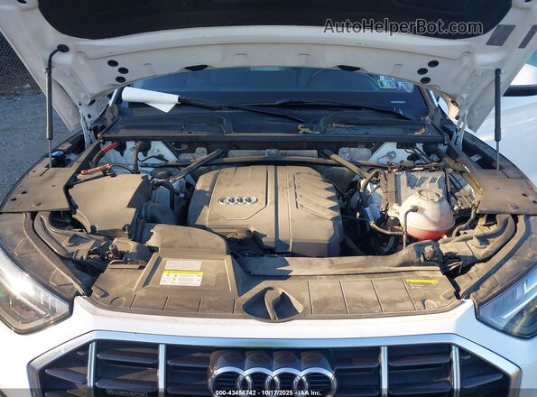 WA1AAAFY6M2004479 2021 AUDI Q5 White Вид ззаду