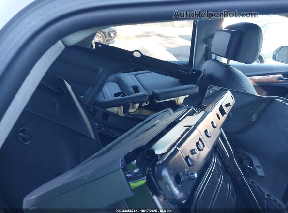 WA1AAAFY6M2004479 2021 AUDI Q5 White Вид наклейки з VIN-кодом