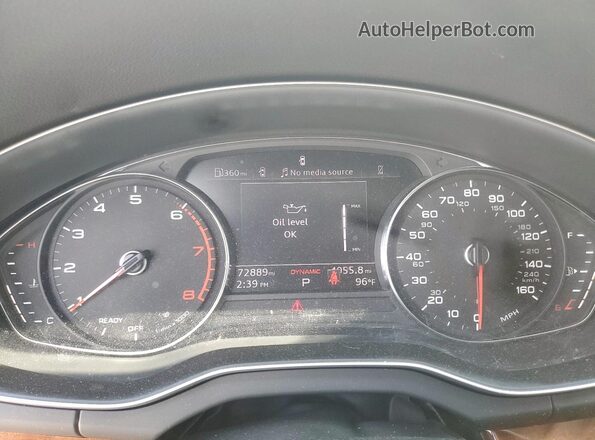 WA1AAAFY6M2004689 2021 AUDI Q5 White Vista del cuadro de instrumentos