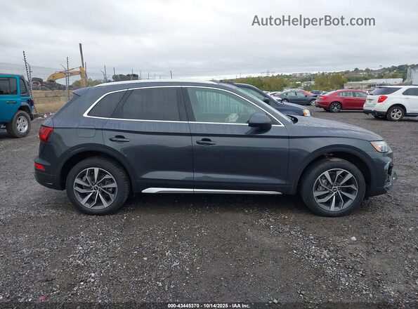 WA1AAAFYXM2024492 2021 AUDI Q5 Gray უკანა სალონის ხედი