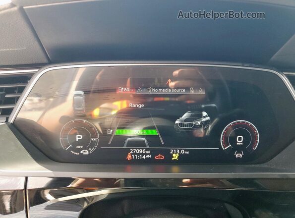WA1AAAGE1MB008976 2021 AUDI E-TRON Синий Вид щитка приборов