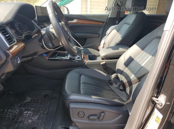 WA1ABAFY2P2047377 2023 AUDI Q5 Черный Вид салона спереди