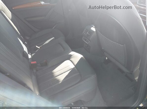 WA1ABAFY3P2103715 2023 AUDI Q5 Black Vista de la etiqueta del VIN