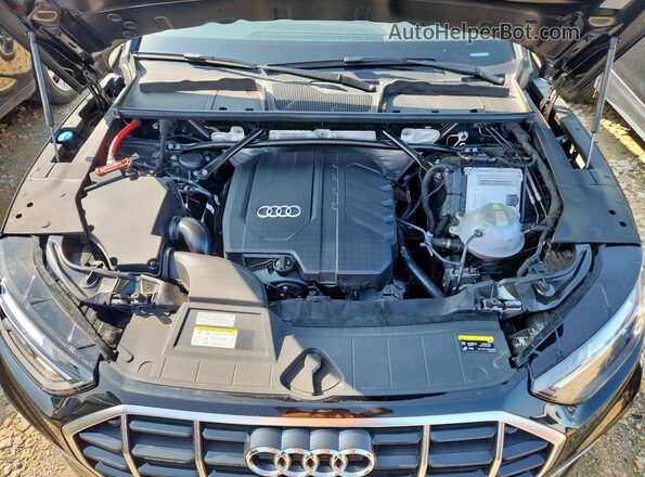 WA1ABAFY3R2036777 2024 AUDI Q5 Black Vista del compartimento del motor
