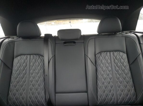 WA1ACBGE1NB047259 2022 AUDI E-TRON Синий Вид задних сидений