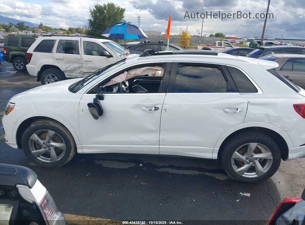 WA1AECF30K1078844 2019 AUDI Q3 White Սալոնի 360 աստիճան տեսք