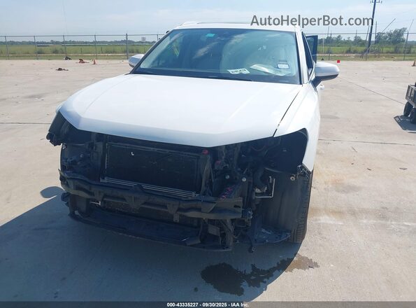 WA1AECF39K1087851 2019 AUDI Q3 White Front view