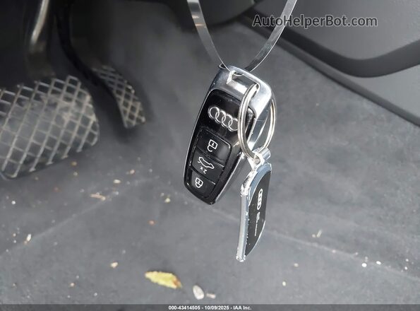 WA1AJAF71MD033688 2021 AUDI Q7 Blue Widok deski rozdzielczej