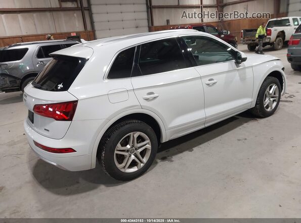 WA1ANAFY4K2114657 2019 AUDI Q5 White უკანა მარჯვენა
