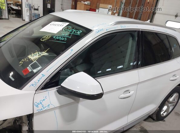 WA1ANAFY4K2114657 2019 AUDI Q5 White 