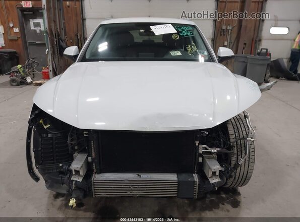 WA1ANAFY4K2114657 2019 AUDI Q5 White ხელსაწყოთა პანელის ხედი