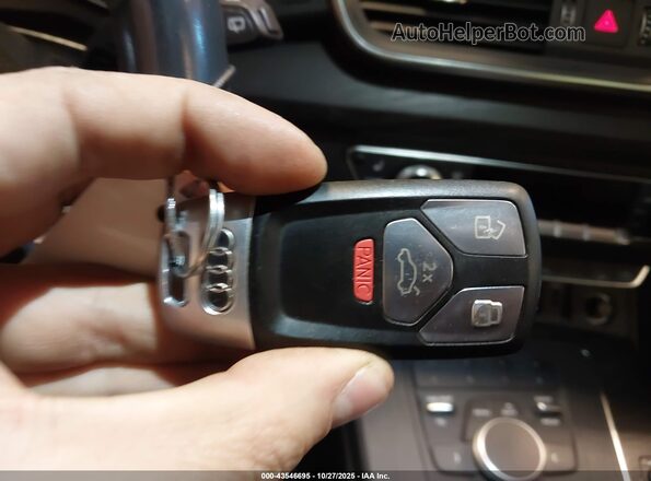 WA1ANAFY4L2010655 2020 AUDI Q5 Black Առջևի վահանակի տեսք