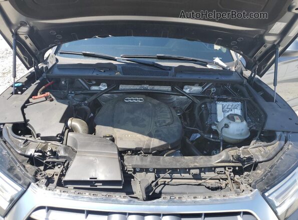 WA1ANAFY4L2017380 2020 AUDI Q5 Gray Widok komory silnika
