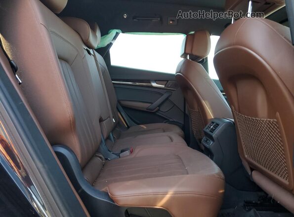 WA1ANAFY5L2103586 2020 AUDI Q5 Black Սալոնի հետևի տեսք