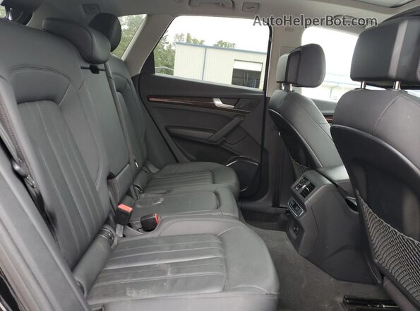 WA1ANAFY5L2103961 2020 AUDI Q5 Black Widok wnętrza z tyłu