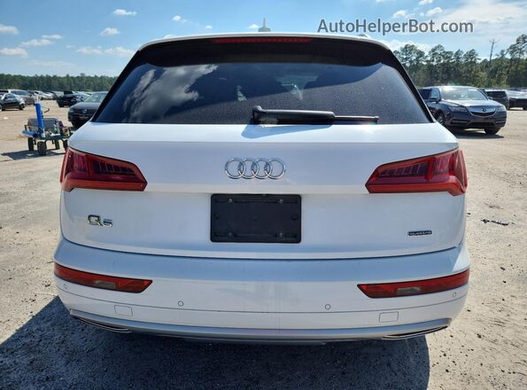 WA1ANAFY6L2019549 2020 AUDI Q5 White Rear view