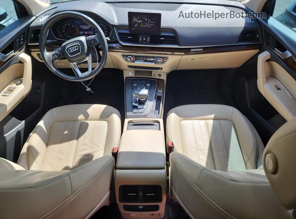 WA1ANAFY6L2019549 2020 AUDI Q5 White Dashboard view