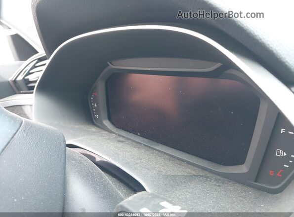 WA1AUCF37N1143258 2022 AUDI Q3 Белый Вид задних сидений