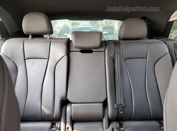 WA1AVAF16LD004251 2020 AUDI Q8 White უკანა სავარძლების ხედი