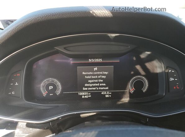 WA1AVAF1XLD024311 2020 AUDI Q8 Gray Вид щитка приладів