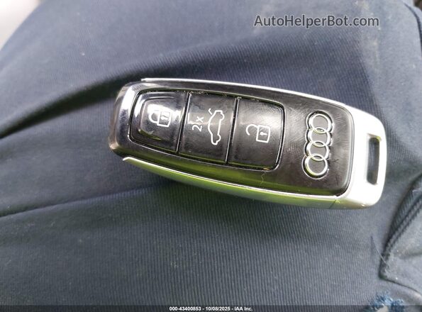 WA1AVBF12ND033710 2022 AUDI Q8 White წინა პანელის ხედი