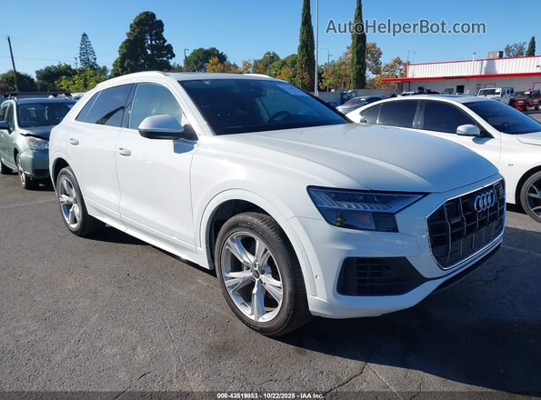 WA1AVBF15PD019349 2023 AUDI Q8 White Դիմացի տեսք