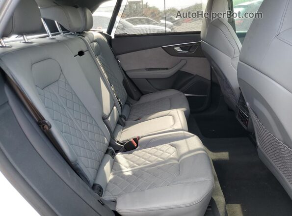 WA1AWBF14PD046202 2023 AUDI SQ8 White უკანა სალონის ხედი