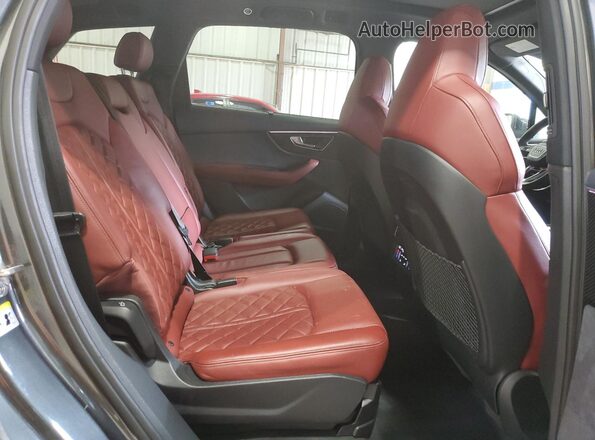 WA1AWBF75MD016397 2021 AUDI SQ7 Charcoal Widok wnętrza z tyłu