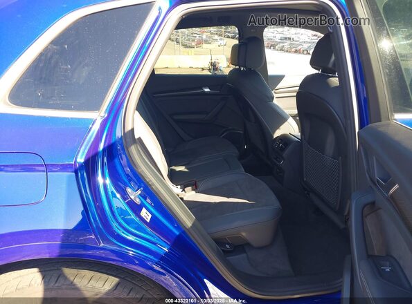WA1B4AFY1N2113672 2022 AUDI SQ5 Blue Widok naklejki z numerem VIN