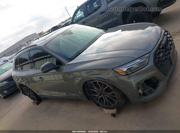 WA1B4AFY6P2022481 2023 AUDI SQ5 Gray Rear interior view