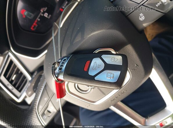 WA1B4AFY6P2022481 2023 AUDI SQ5 Gray Dashboard view