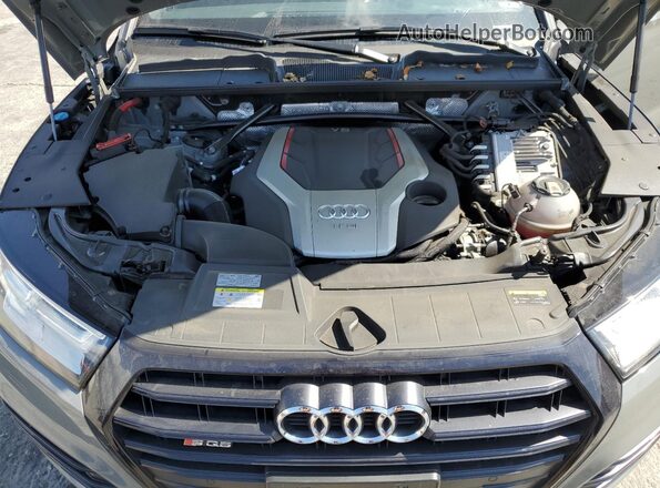 WA1B4AFY7L2120087 2020 AUDI SQ5 Gray Vista del compartimento del motor