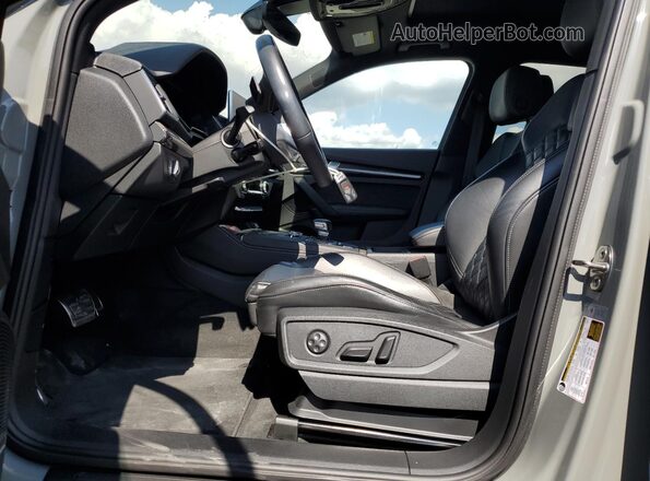 WA1B4AFY7L2120087 2020 AUDI SQ5 Gray Vista interior delantera