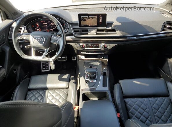 WA1B4AFY7L2120087 2020 AUDI SQ5 Gray Vista del salpicadero