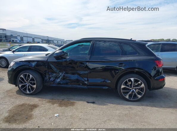 WA1B4AFY8R2023134 2024 AUDI SQ5 Black Панорамний вид салону 360°