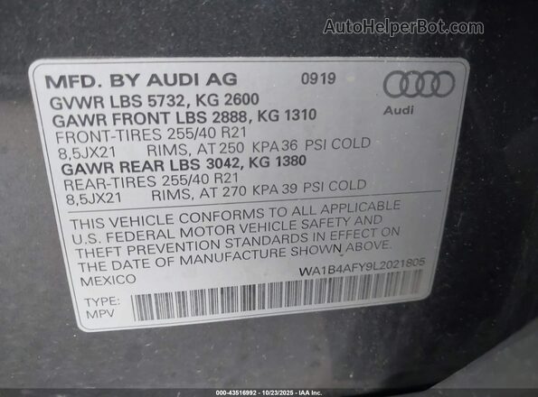 WA1B4AFY9L2021805 2020 AUDI SQ5 Gray ძრავის განყოფილების ხედი
