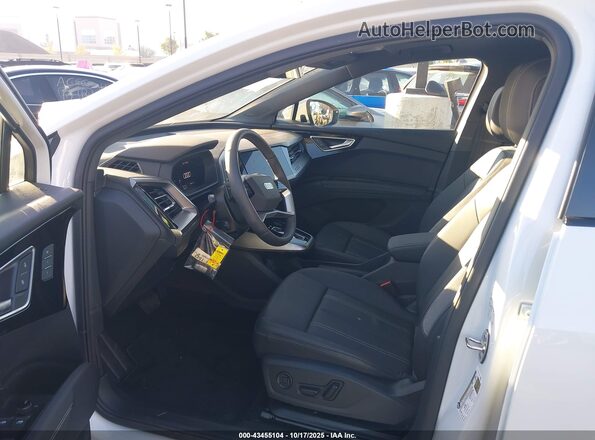 WA1B5BFZ3SP015026 2025 AUDI Q4 White 