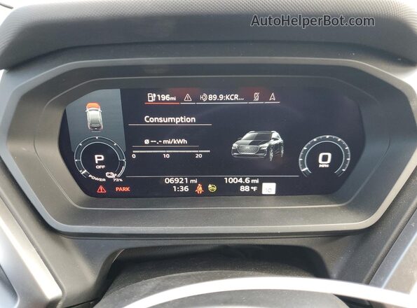 WA1BCBFZ6PP017088 2023 AUDI Q4 Black Vista del cuadro de instrumentos