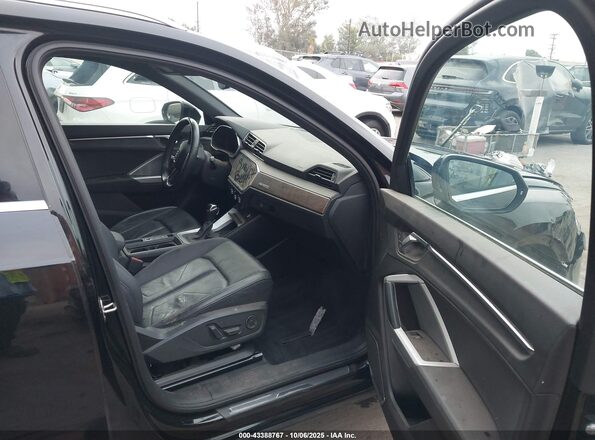 WA1BECF37L1076286 2020 AUDI Q3 Black წინა სალონის ხედი