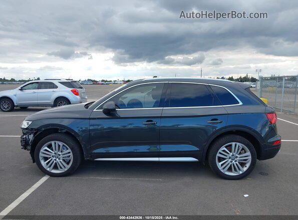 WA1BNAFY0L2062708 2020 AUDI Q5 Black 