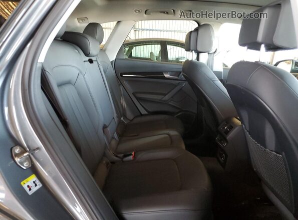 WA1BNAFY2L2067554 2020 AUDI Q5 Gray უკანა სალონის ხედი