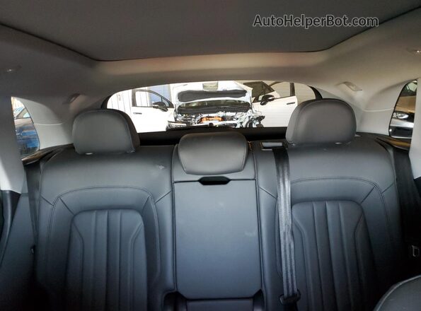 WA1BNAFY2L2067554 2020 AUDI Q5 Gray უკანა სავარძლების ხედი