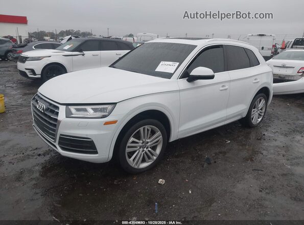 WA1BNAFY9L2035409 2020 AUDI Q5 Белый Передняя левая четверть
