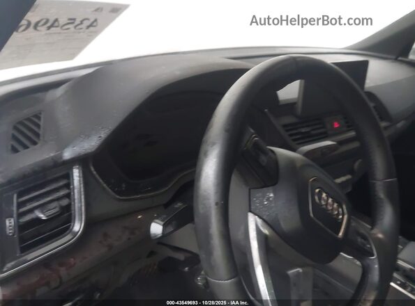 WA1BNAFY9L2035409 2020 AUDI Q5 Белый Вид задней части салона