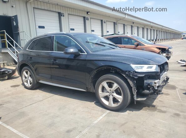 WA1BNAFY9L2040576 2020 AUDI Q5 Black Front right