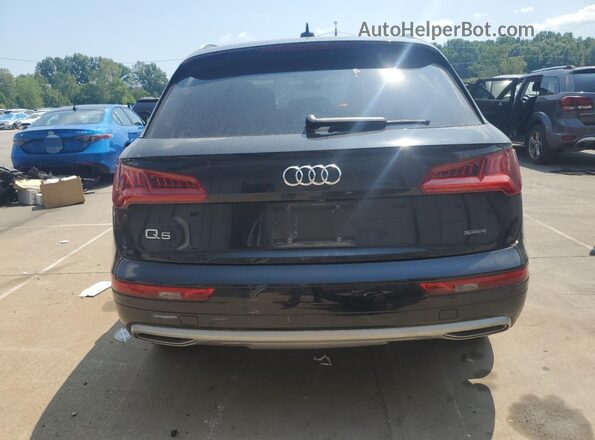 WA1BNAFY9L2040576 2020 AUDI Q5 Black Rear view